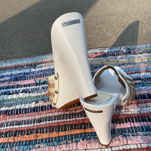 Burberry Pink Nova Check White Mules🔥Like New🔥Worn 1x🔥EU 39,🇺🇸8-8.5🌸Barbie - Picture 7 of 16